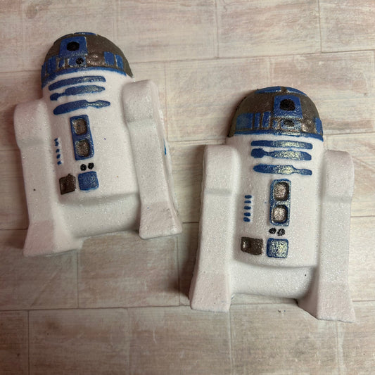 R2 machine S wars - white choc & Rasp